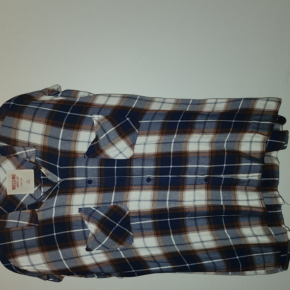 Multiple color short sleeve shirt